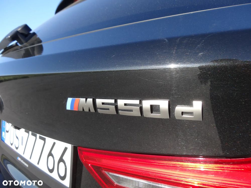 BMW Seria 5 M550d xDrive Touring - 39