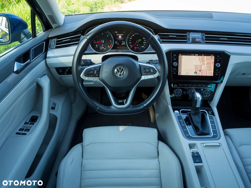 Volkswagen Passat 2.0 TDI BMT Highline DSG - 22