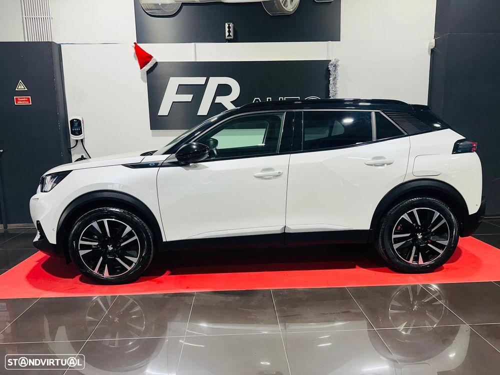 Peugeot e-2008 50 kWh GT - 11