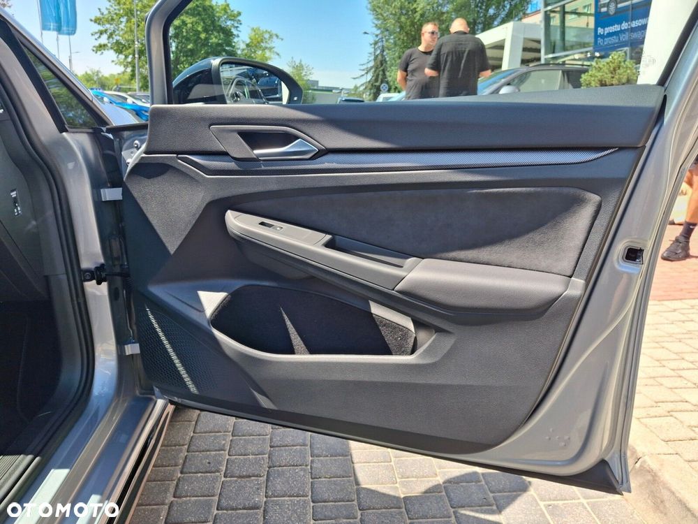 Volkswagen Golf 1.5 TSI R-Line Plus - 19