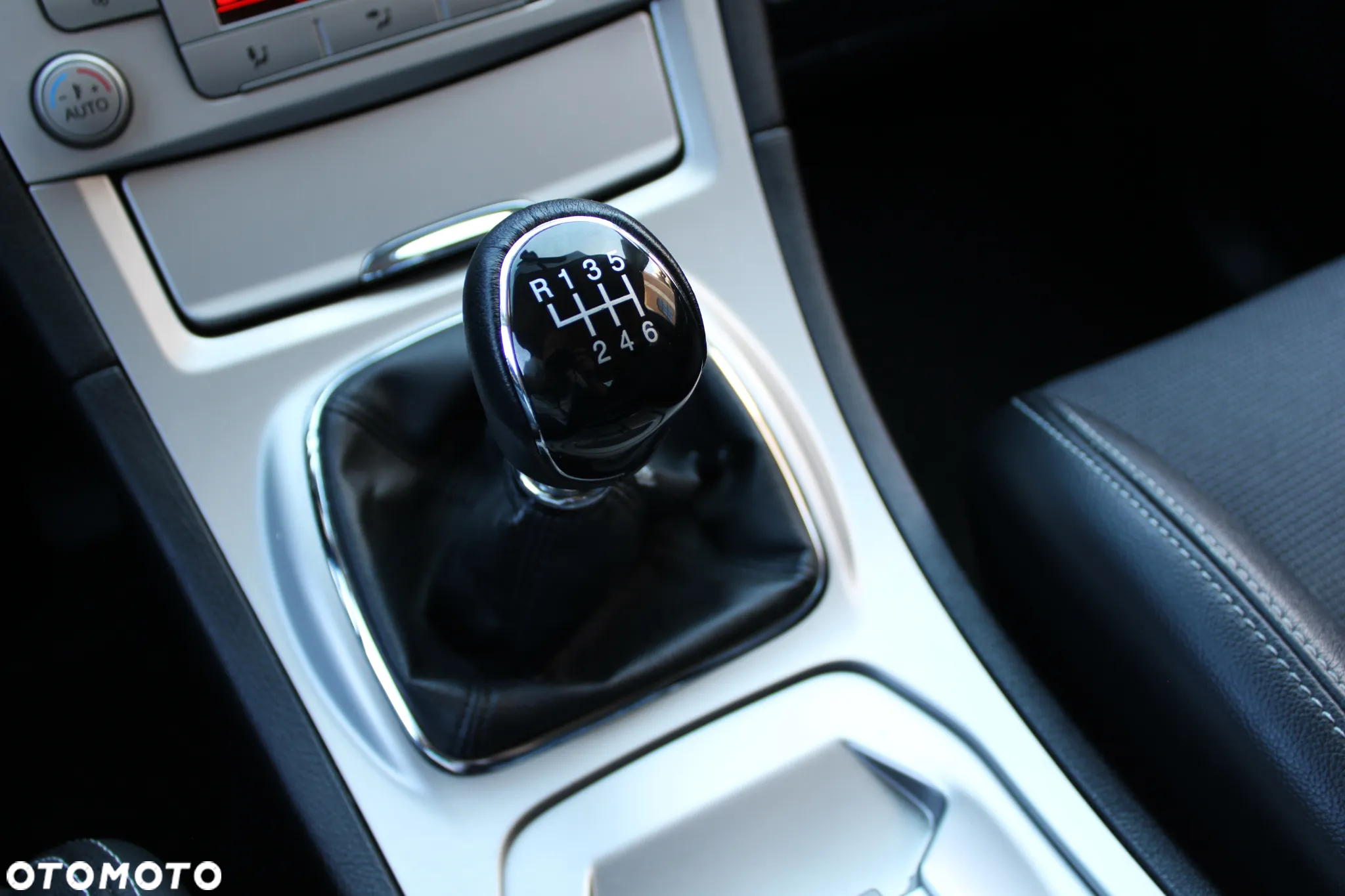 Ford S-Max - 22