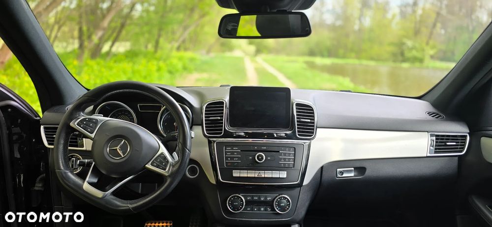 Mercedes-Benz GLE 250 d 4-Matic - 20