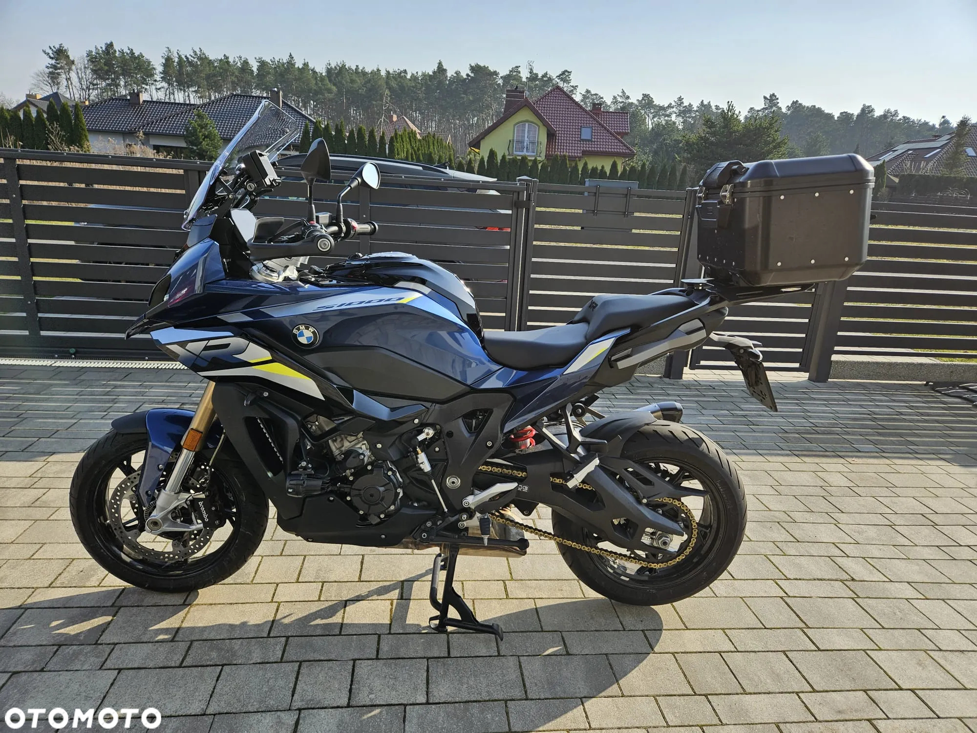 BMW XR - 4