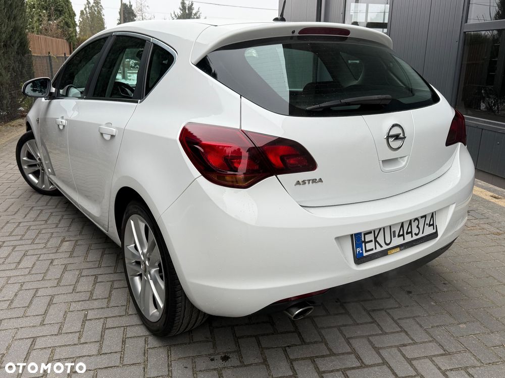 Opel Astra 1.4 Turbo - 8