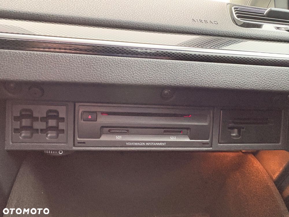 Volkswagen Golf 2.0 TDI BMT Highline - 21