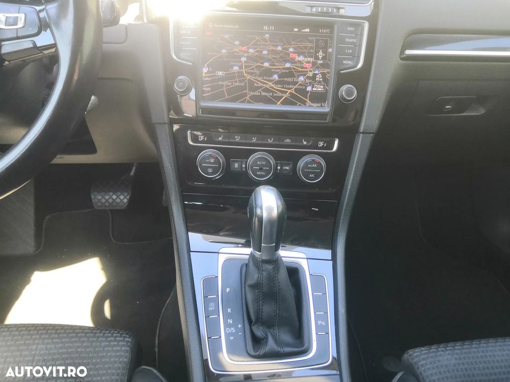 Volkswagen Golf 2.0 TDI (BlueMotion Technology) DSG Highline - 11