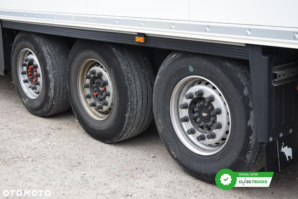 Schmitz Cargobull SKO Double Deck FP 60 ThermoKing SLXi 300 - 9