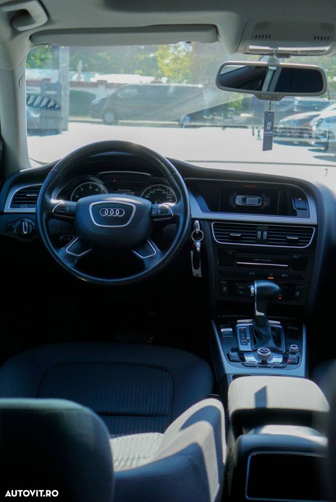 Audi A4 - 40
