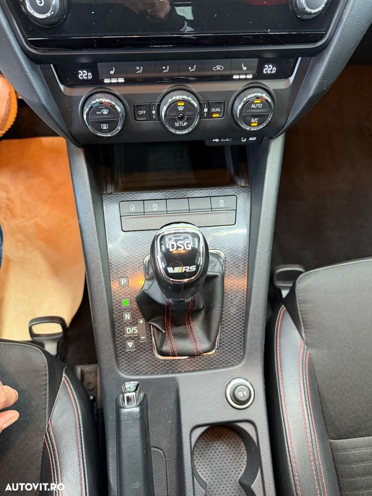 Skoda Octavia 2.0 TDI DSG RS - 15