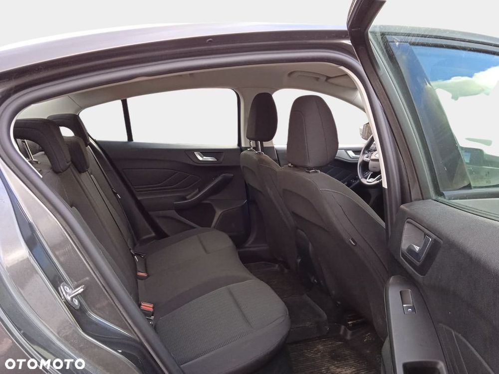 Ford Focus - 29
