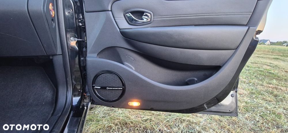 Renault Scenic dCi 130 FAP Start & Stop Bose Edition - 14