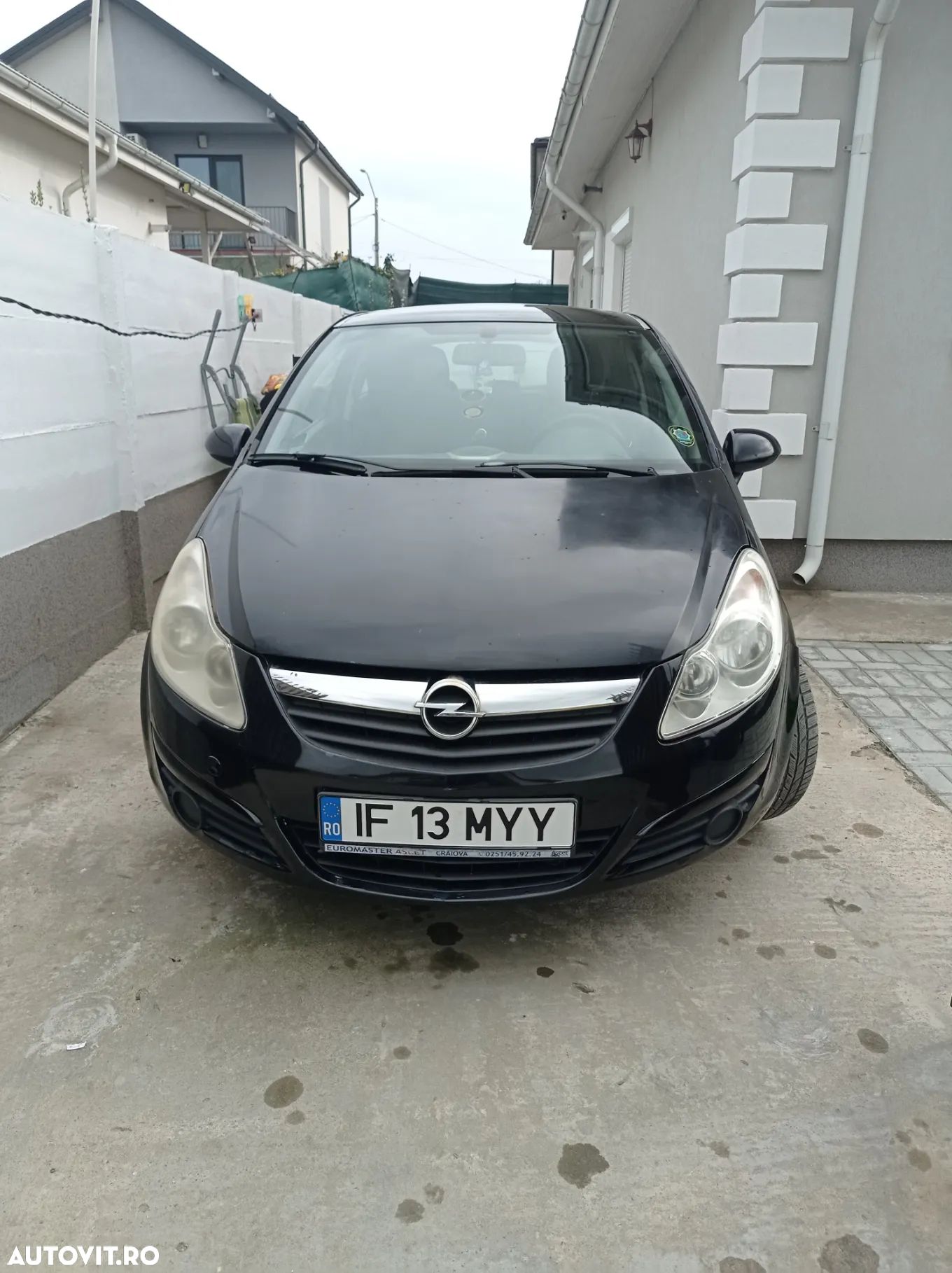 Opel Corsa - 1