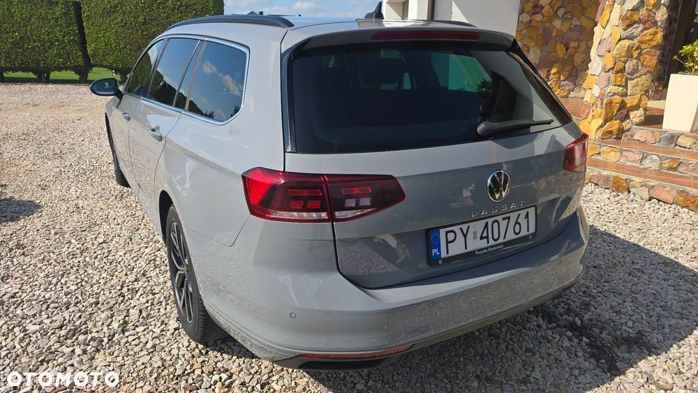 Volkswagen Passat 2.0 TDI SCR Style DSG - 32