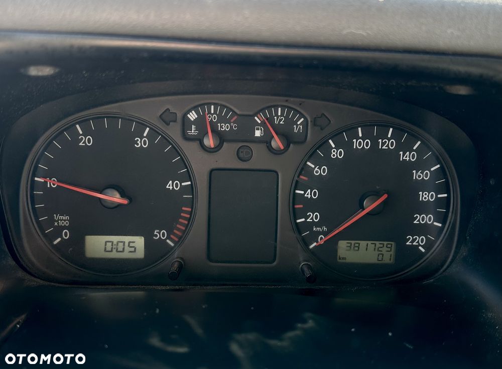 Volkswagen Transporter - 15