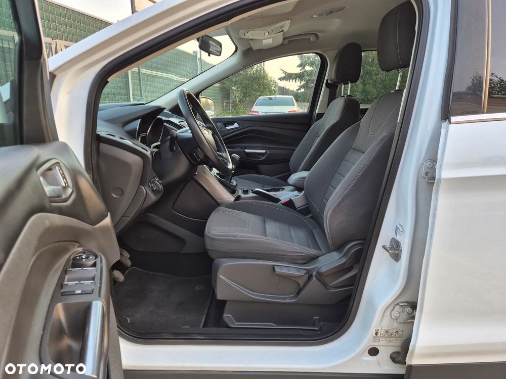 Ford Kuga 2.0 TDCi 4x4 Titanium - 5
