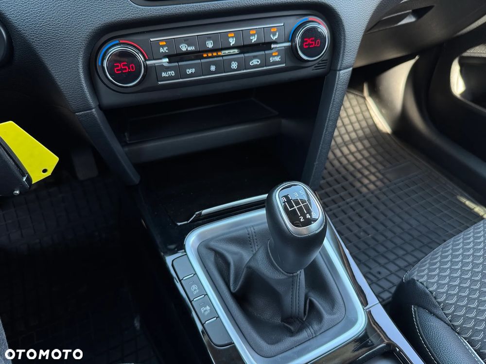 Kia XCeed 1.0 T-GDI L - 10