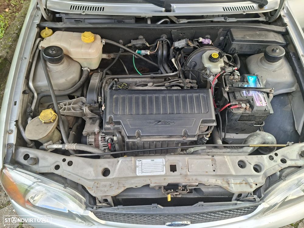 Ford Fiesta 1.25 Studio - 10