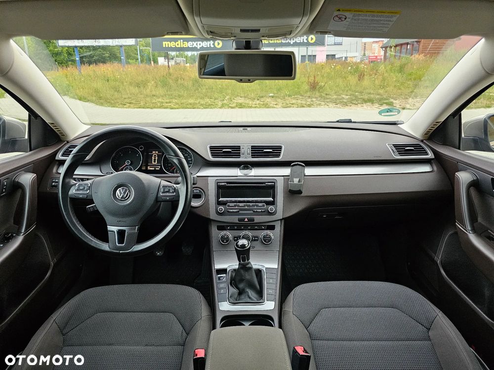 Volkswagen Passat Variant 2.0 TDI BlueMotion Technology Comfortline - 6