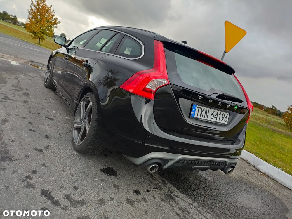 Volvo V60 D3 R-Design - 6