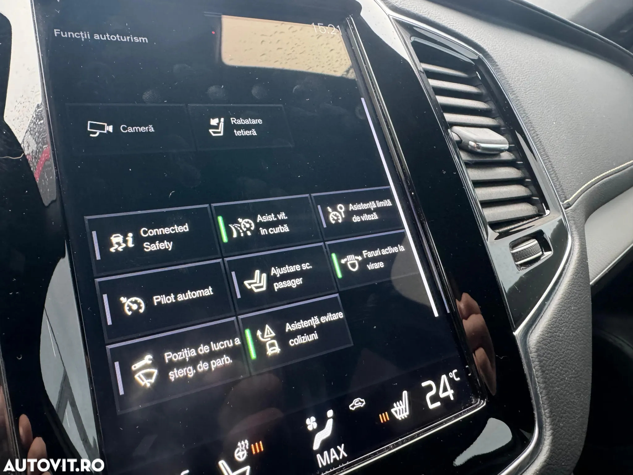 Volvo XC 90 T8 AWD Recharge Geartronic RDesign - 26