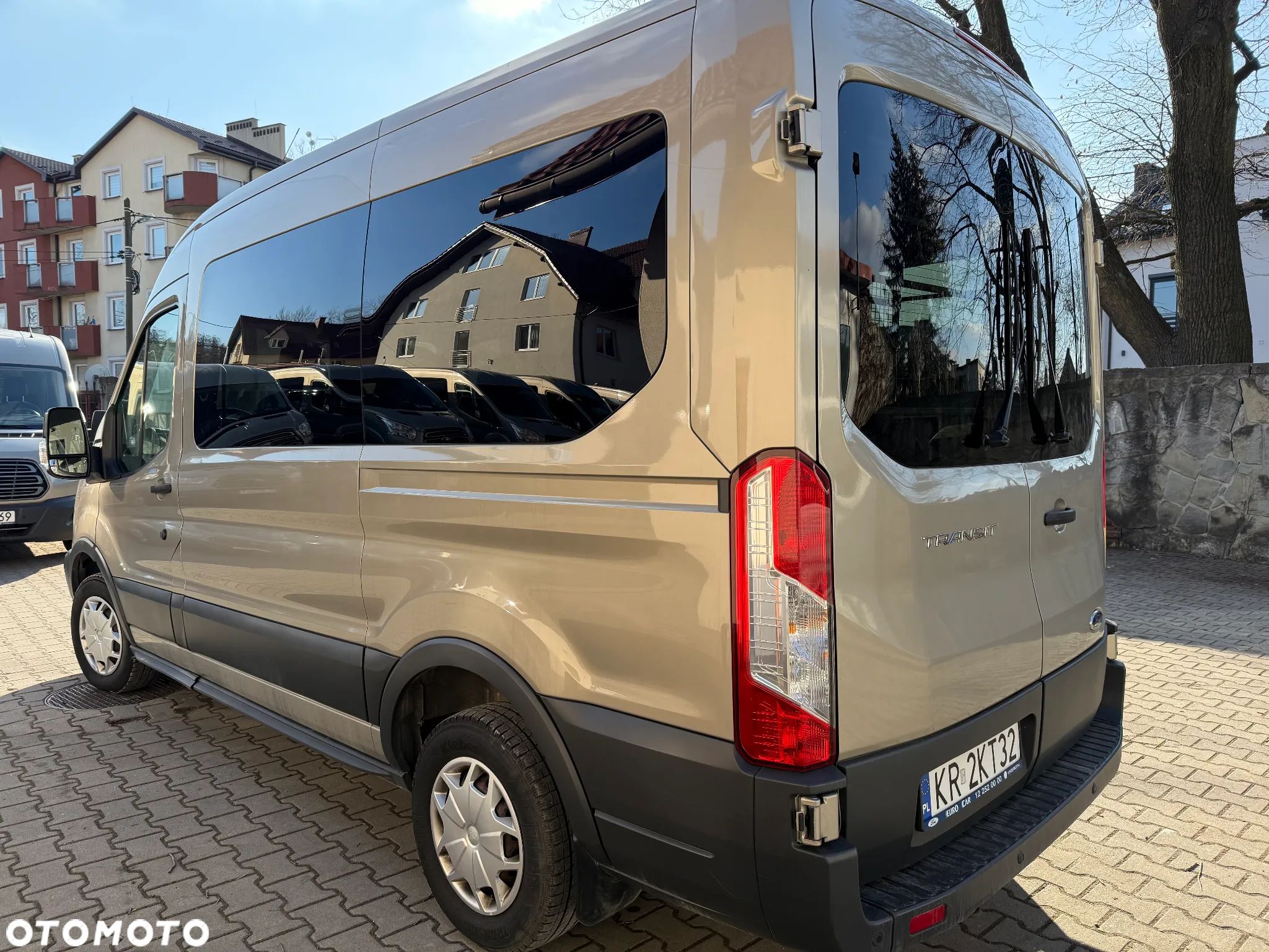 Ford Transit - 1