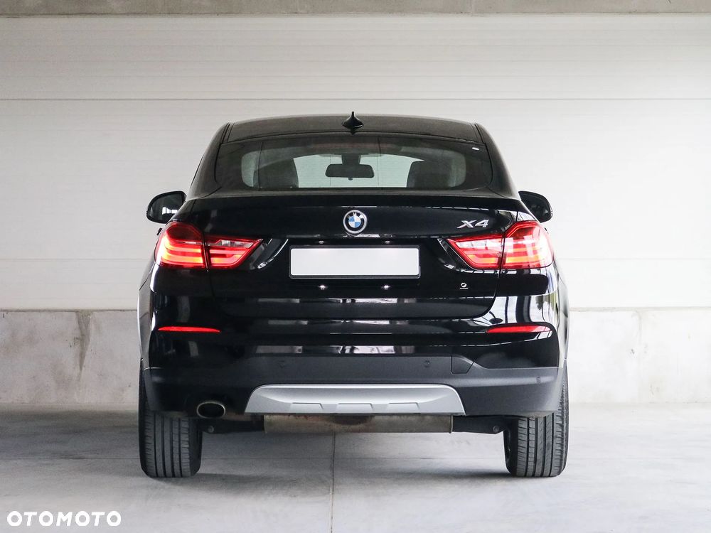 BMW X4 xDrive20i xLine - 6