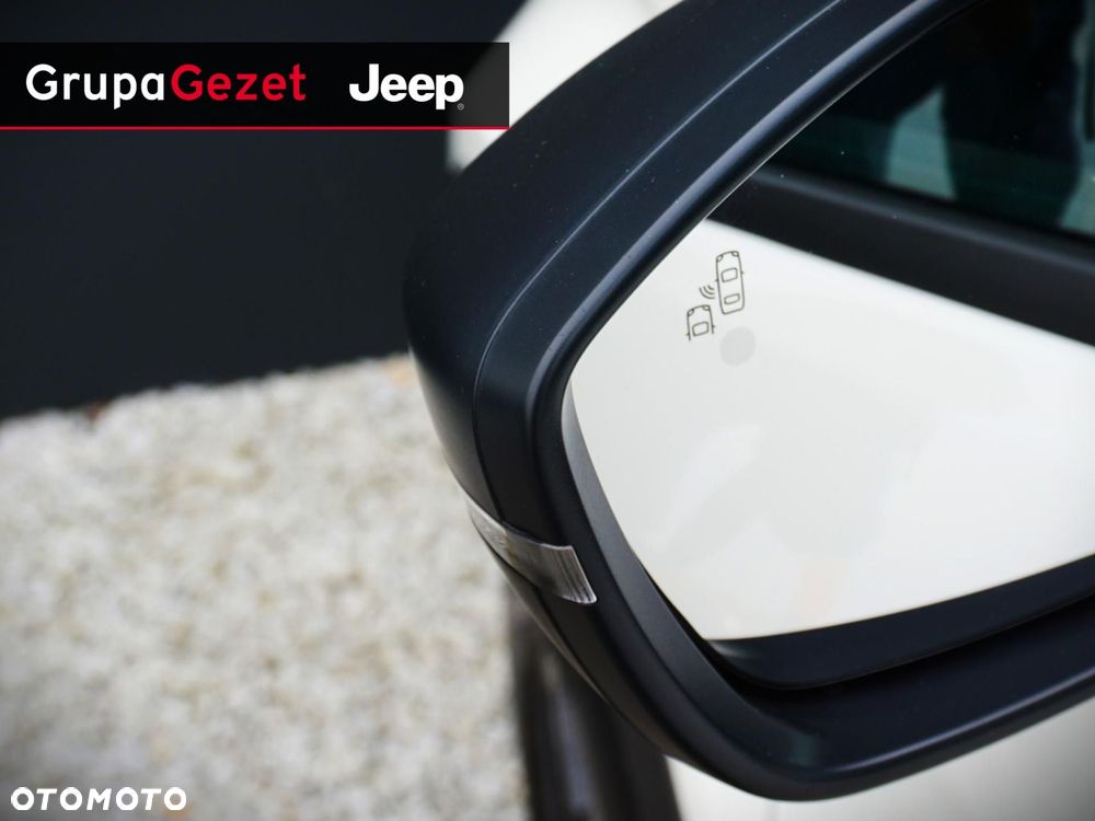Jeep Avenger - 10