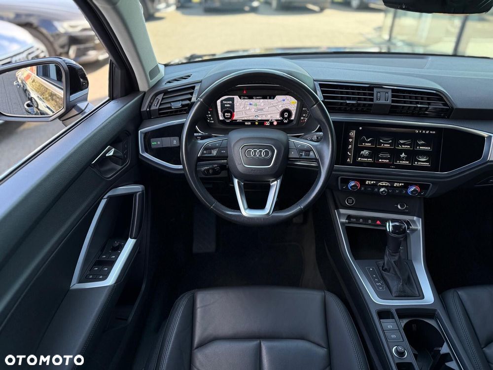 Audi Q3 Sportback - 14