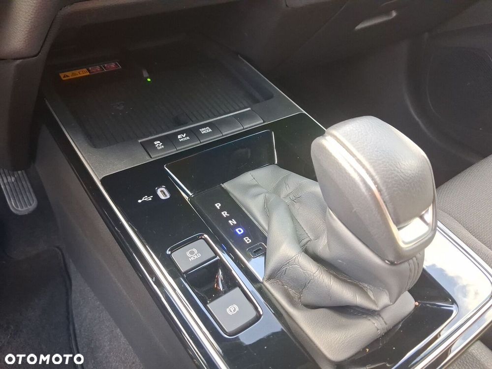 Toyota Corolla Cross 2.0 Hybrid Style - 28