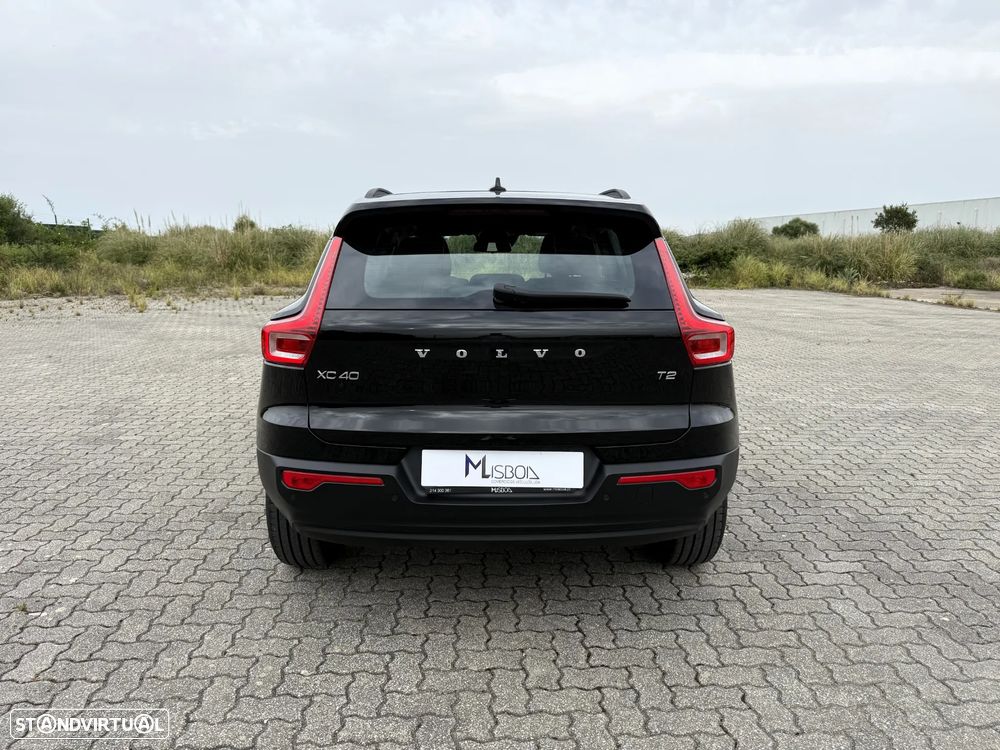 Volvo XC 40 1.5 T2 Momentum - 4