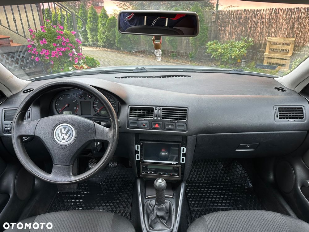 Volkswagen Bora - 3