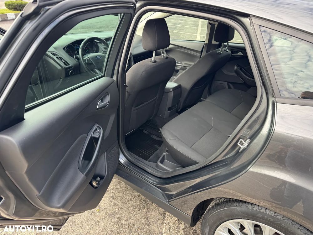 Ford Focus 1.0 EcoBoost Trend - 13