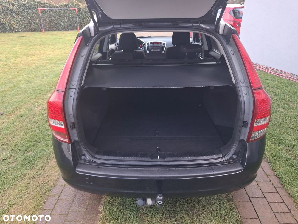 Kia Ceed 1.4 CVVT ISG Spirit - 24