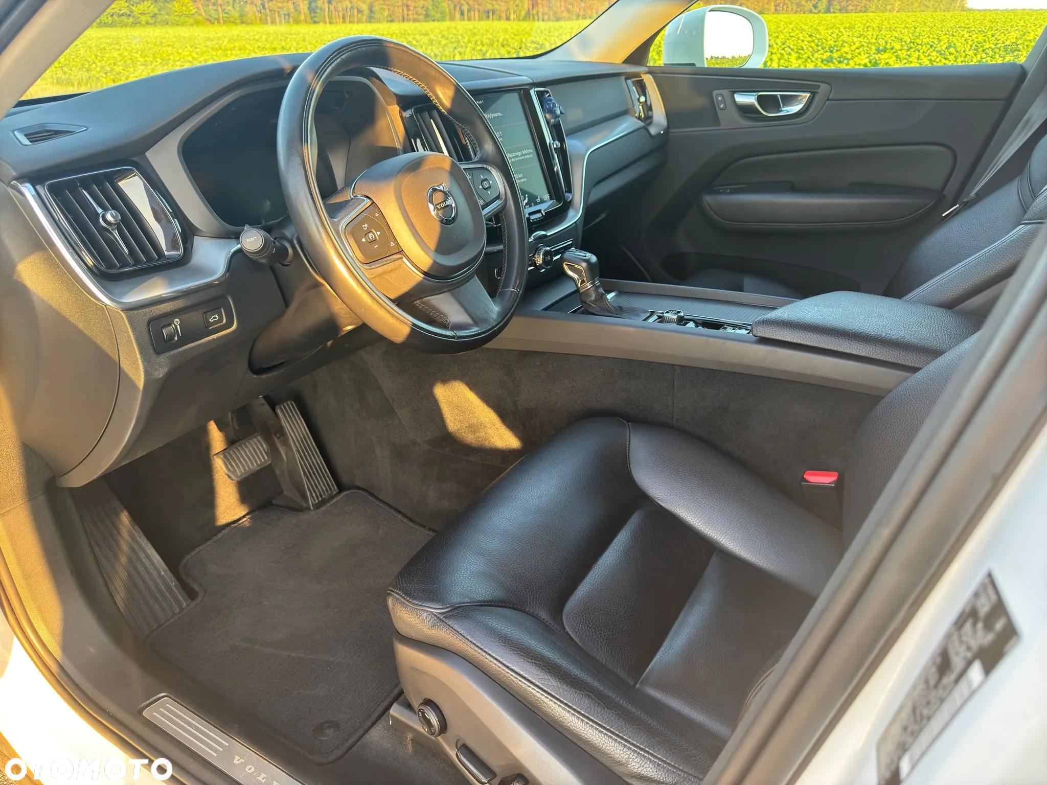 Volvo XC 60 T6 AWD Momentum - 11