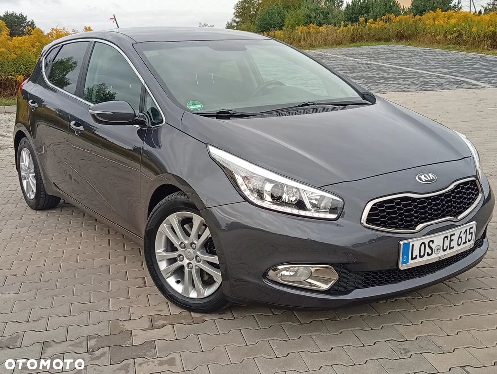 Kia Ceed 1.6 CRDi 128 Platinum Edition - 6
