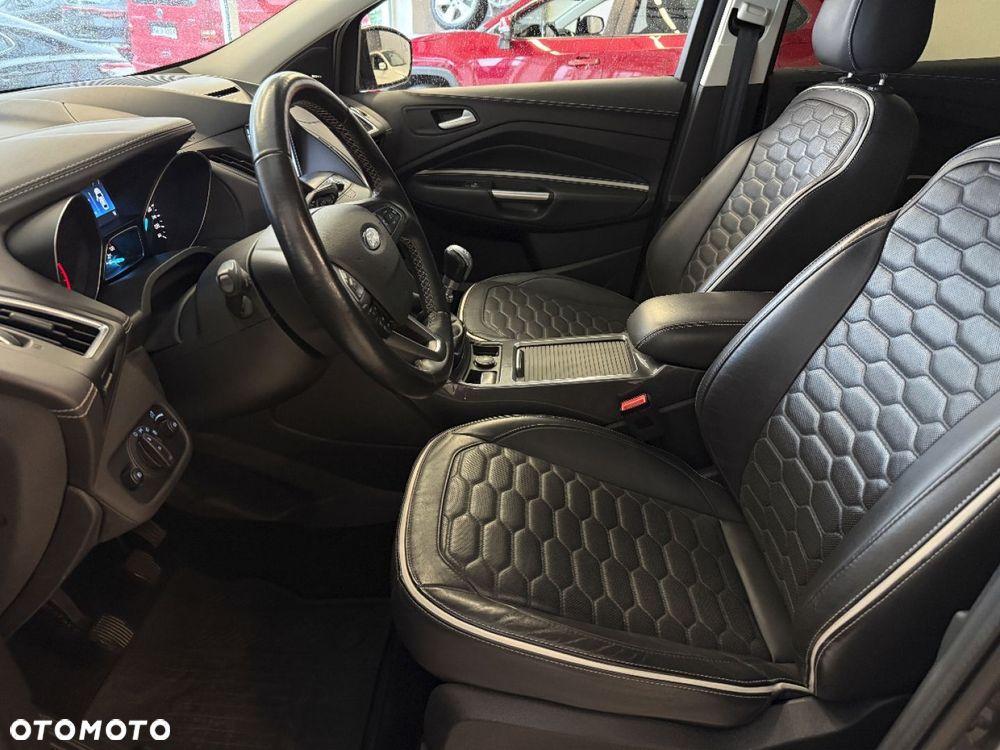 Ford Kuga 2.0 TDCi 4x4 Vignale - 17