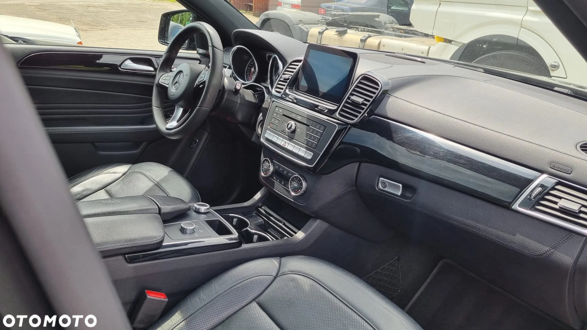 Mercedes-Benz GLE 350 d 4-Matic - 12