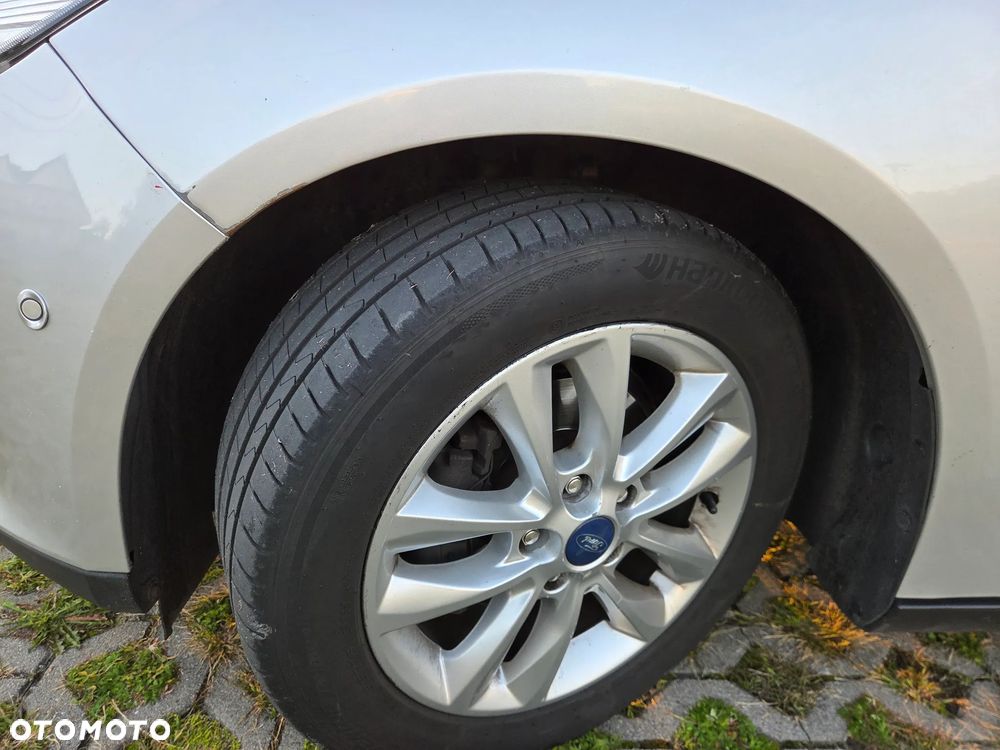 Ford Focus 1.5 TDCi SYNC Edition - 31