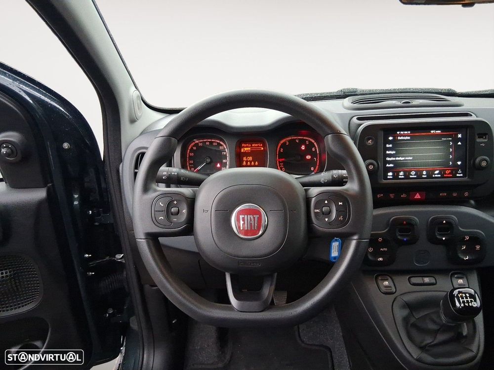 Fiat Panda 1.0 Hybrid City Cross — fotografia 12