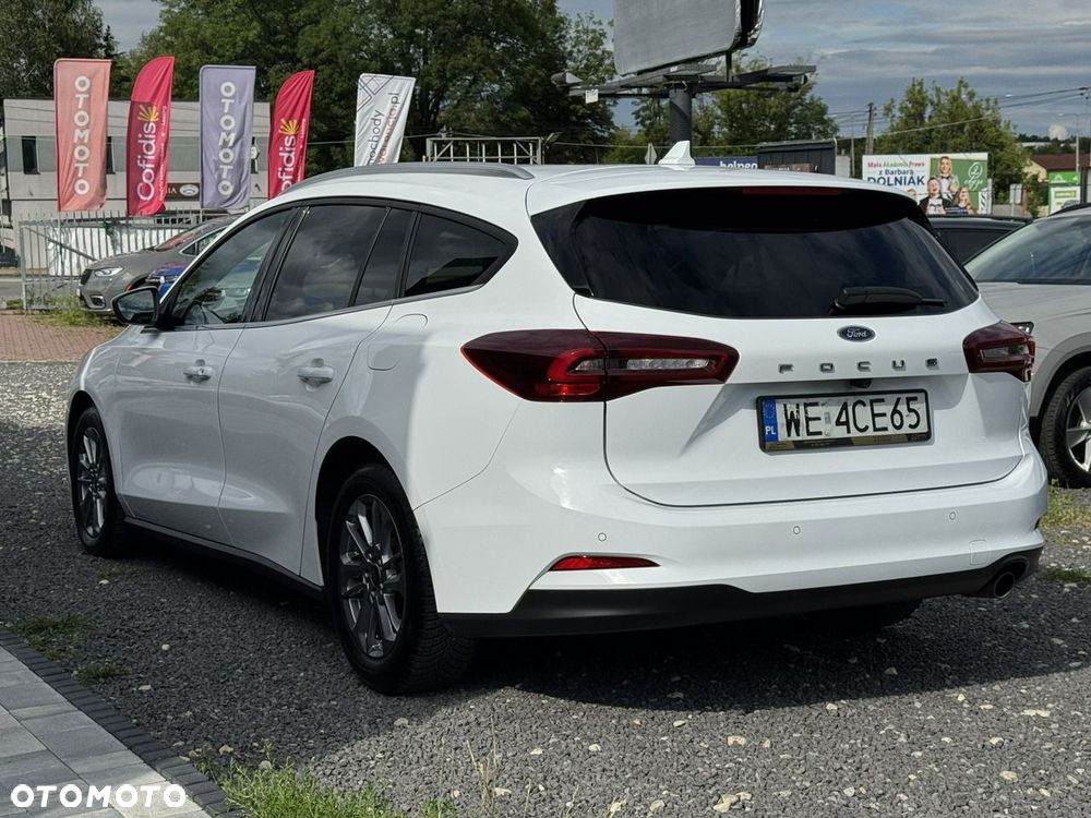 Ford Focus 1.0 EcoBoost Hybrid TITANIUM EDITION - 5