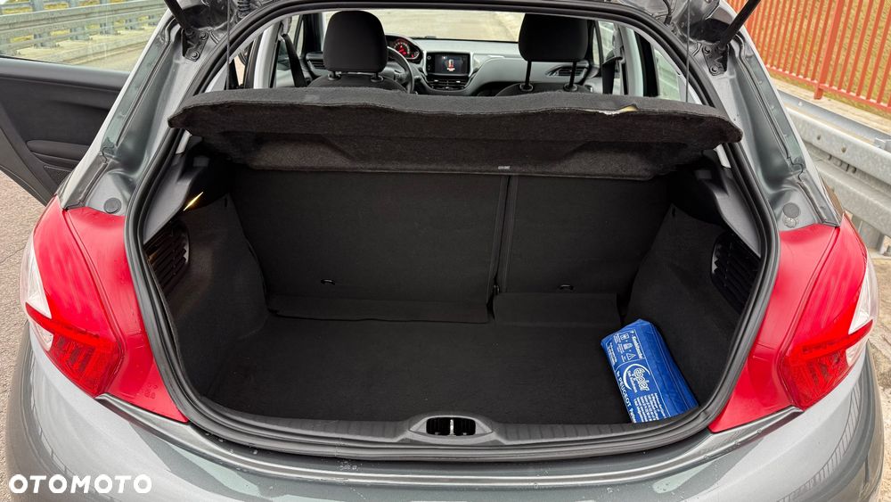 Peugeot 208 1.2 PureTech Access - 26