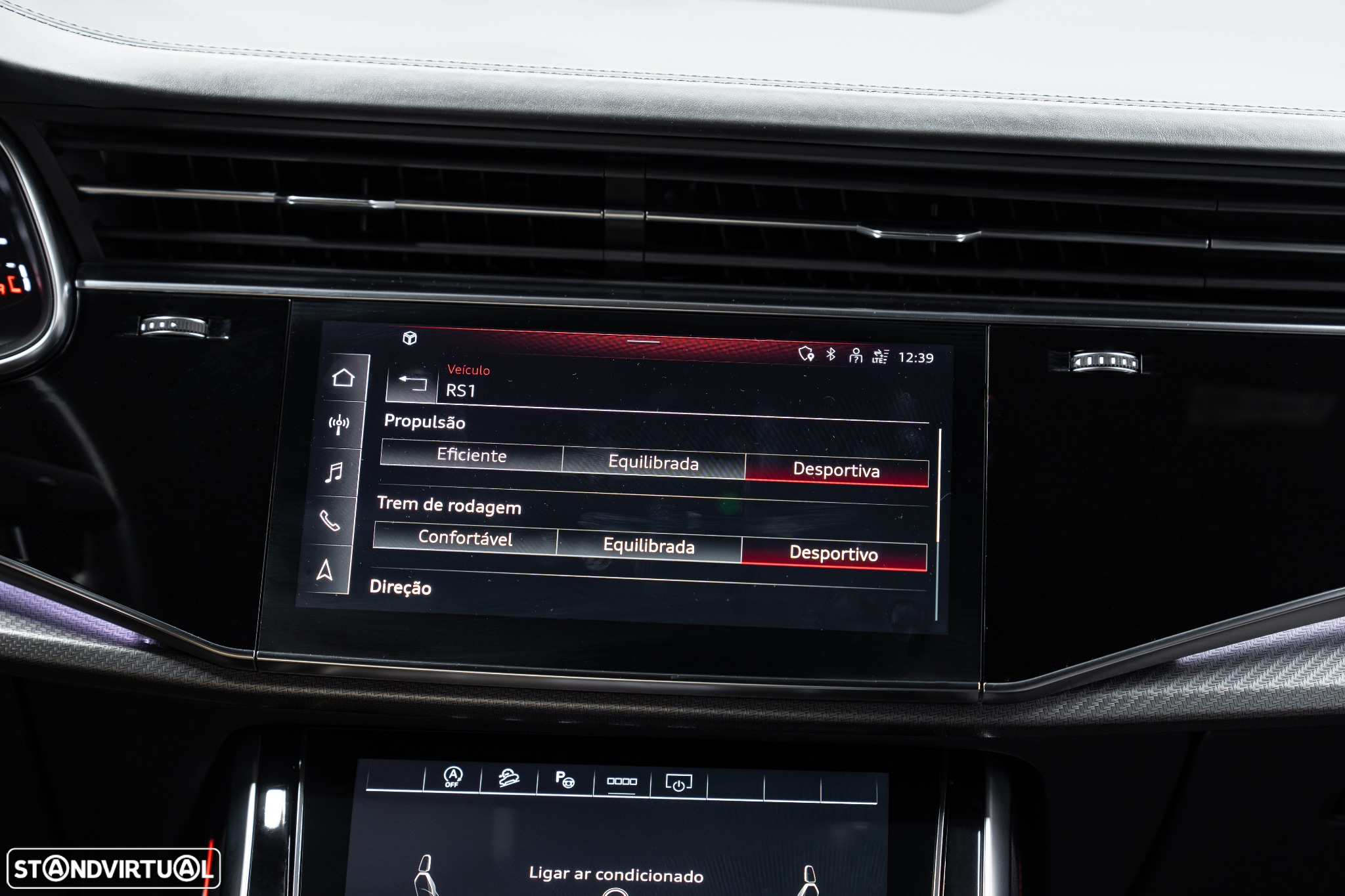 Audi RS Q8 4.0 TFSI quattro Tiptronic - 42