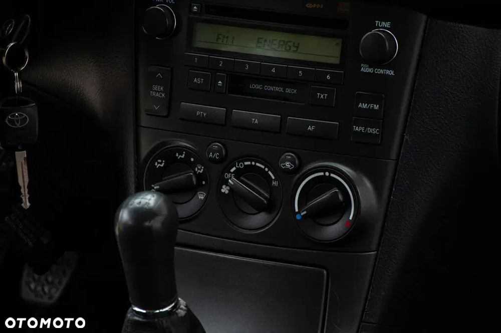 Toyota Avensis 1.8 VVT-i Combi - 20