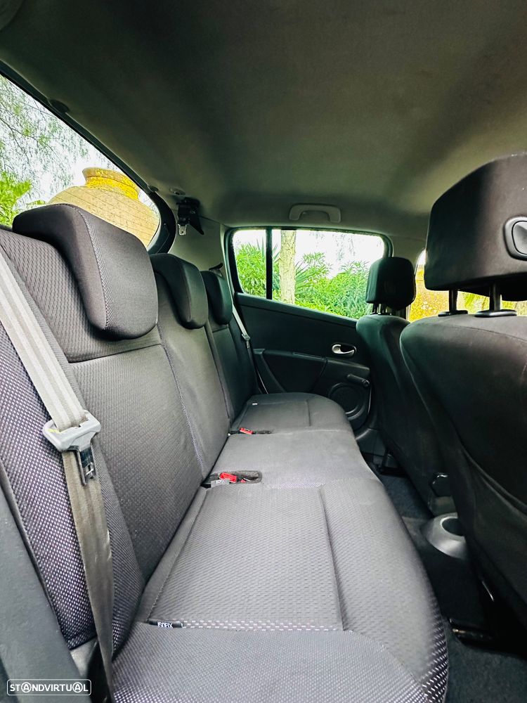 Renault Clio 1.5 dCi Confort - 20