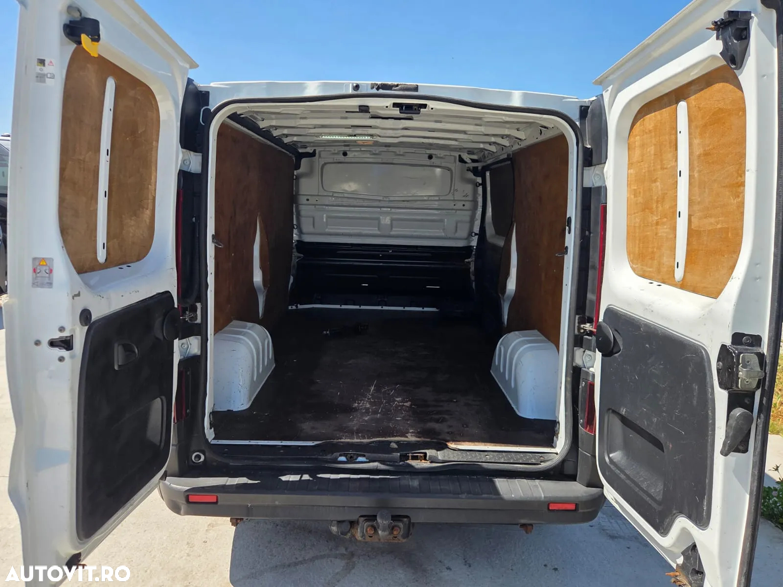 Opel Vivaro L2H1 - 10