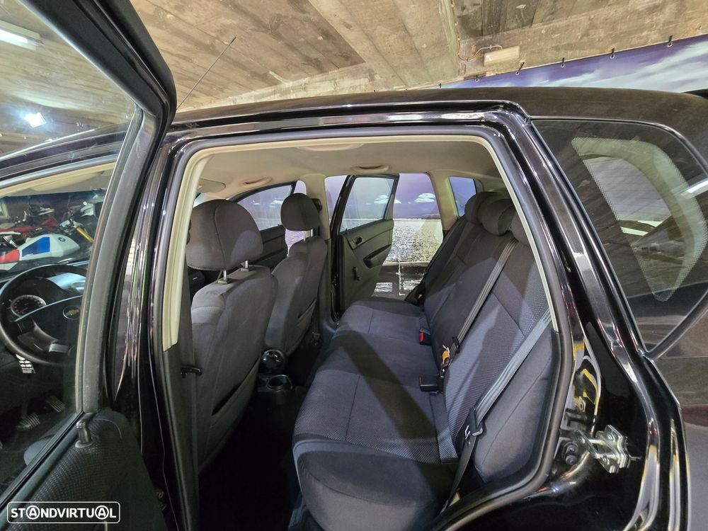 Chevrolet Aveo 1.2 LS Bi-Fuel - 8