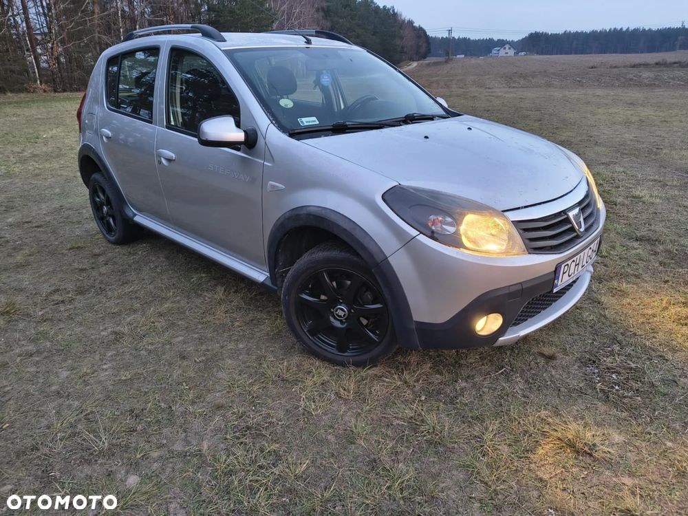 Dacia Sandero - 4