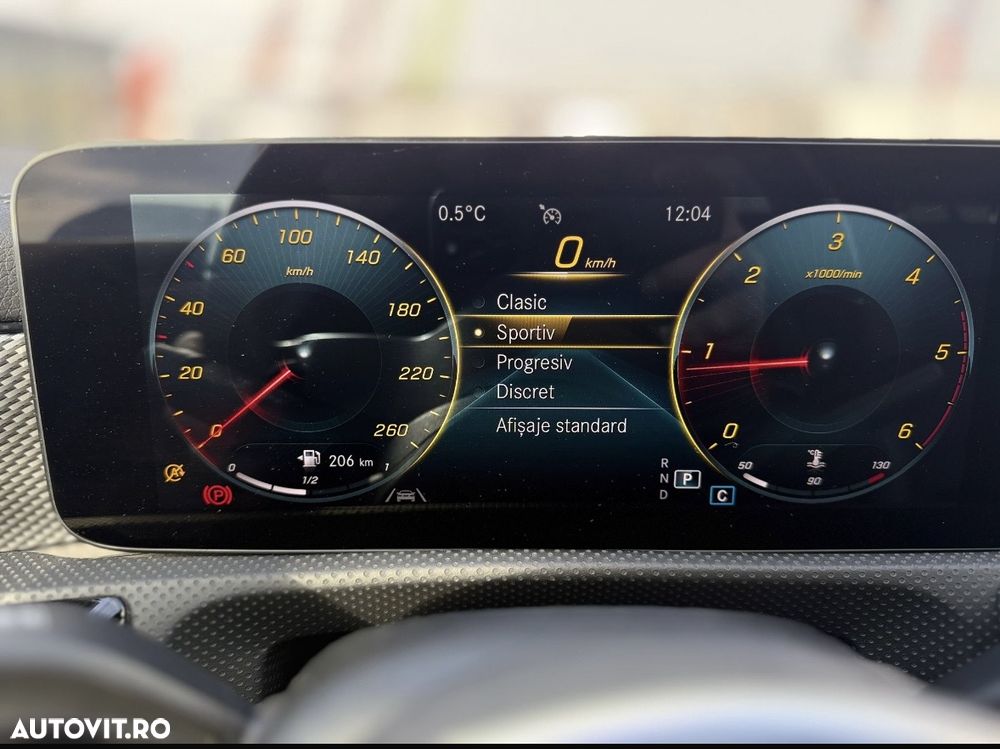 Mercedes-Benz CLA 220 - 19