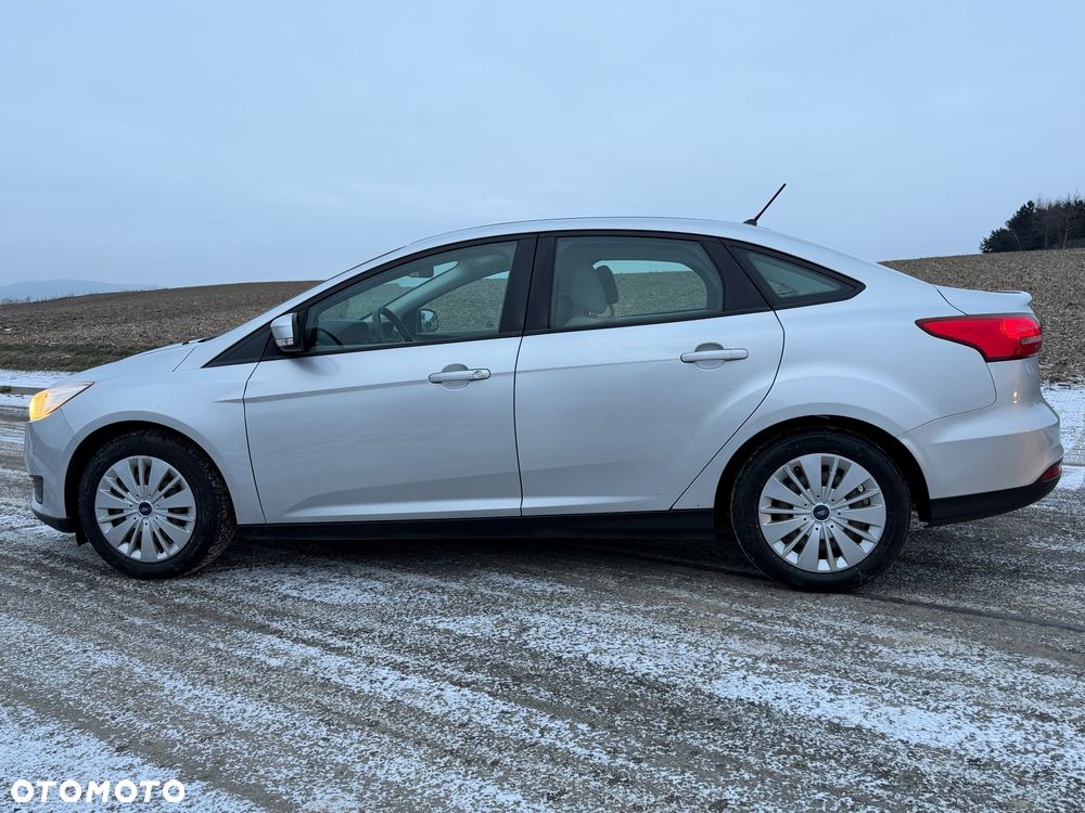 Ford Focus 1.6 Trend - 14