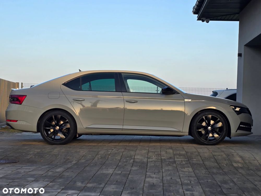 Skoda Superb 2.0 TDI SCR 4x4 Sportline DSG - 7